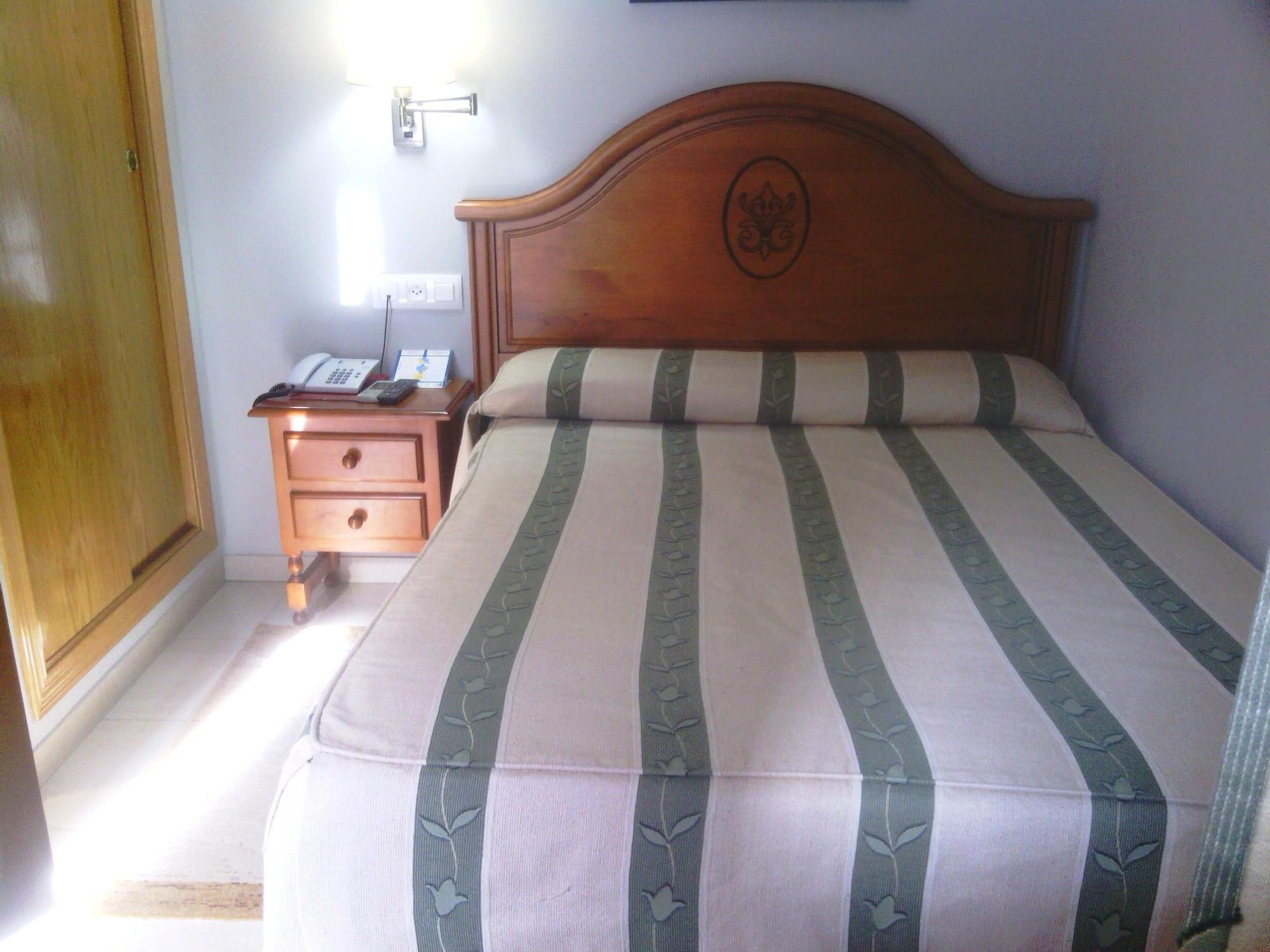 Hotel Goya Seville Ngoại thất bức ảnh